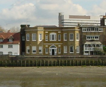 113_xrxr97vru3xrx57ru36rxr0u8rx_reprocessed_kent_house_front_elevation_photo_1297094788_1297096846_0yni3_7gm3i_y5kqf_070o1_u7x2n_483y2_4560f_0XUI8.jpg